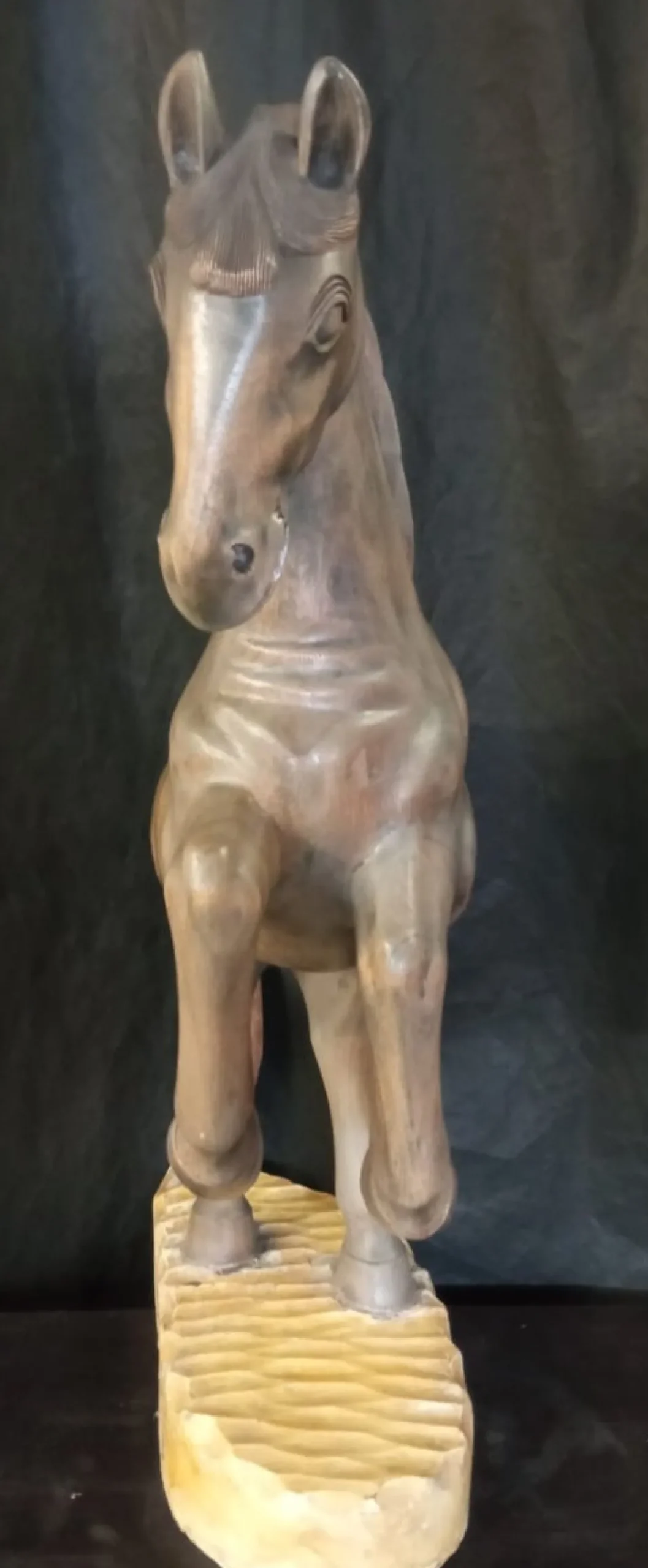 Walnuss Holz Soaring Horse Skulptur
