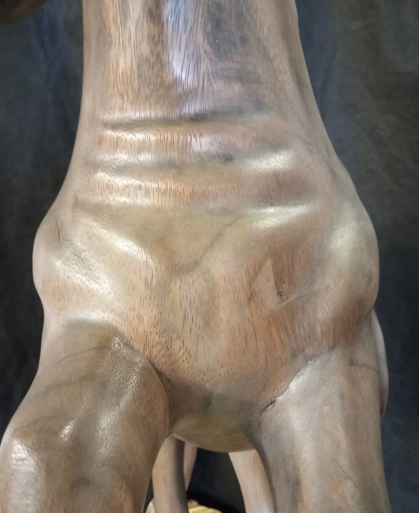 Walnuss Holz Soaring Horse Skulptur