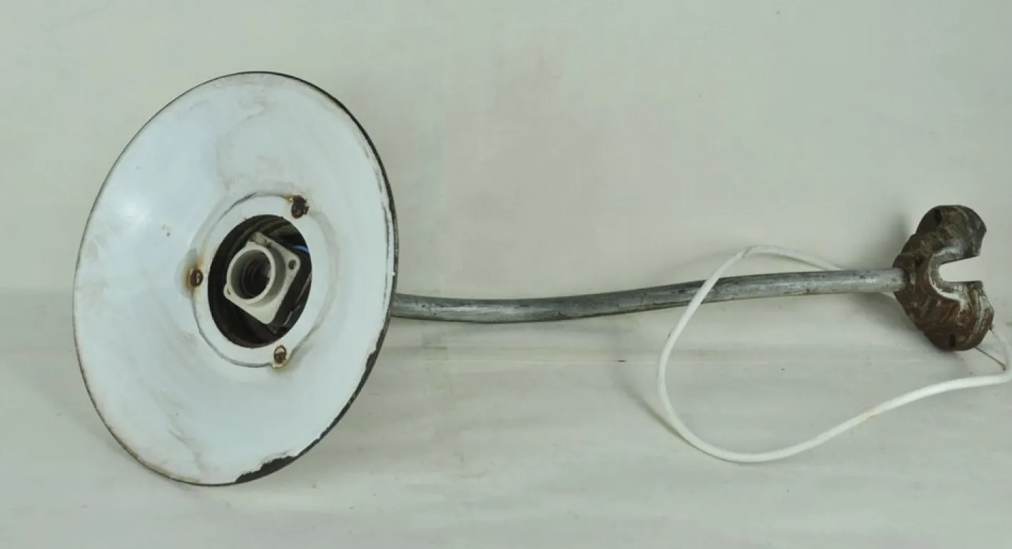 Weiß Emaillierte Metall Gartenlampe, 1940er