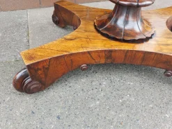 William IV Palisander Kartentisch