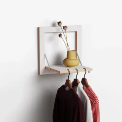 40x40-1 Fläpps Garderobe von Ambivalenz