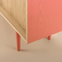 Xoxo Pink Sideboard von Phormy