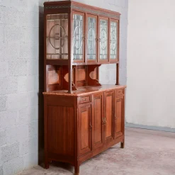 Zweiteiliges Sideboard mit Vitrine und 4 Türen