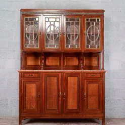 Zweiteiliges Sideboard mit Vitrine und 4 Türen