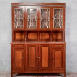 Zweiteiliges Sideboard mit Vitrine und 4 Türen
