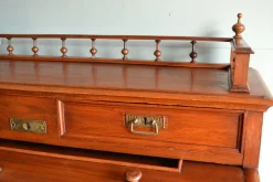 Zylinderförmiger Art Deco Schreibtisch aus Nussholz