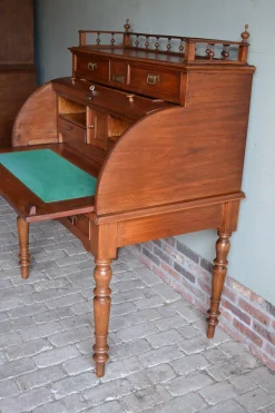 Zylinderförmiger Art Deco Schreibtisch aus Nussholz