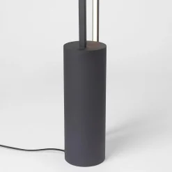 Zylinder Stehlampe von Kristina Dam Studio